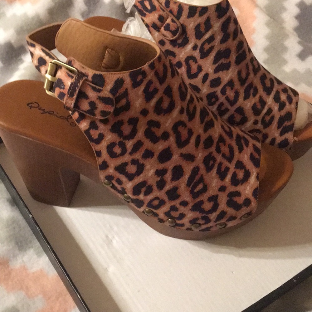 Leopard open toe